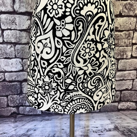 Banana Republic Black & White Sleeveless Fully Lined Dress Size 4 - Picture 3 of 8